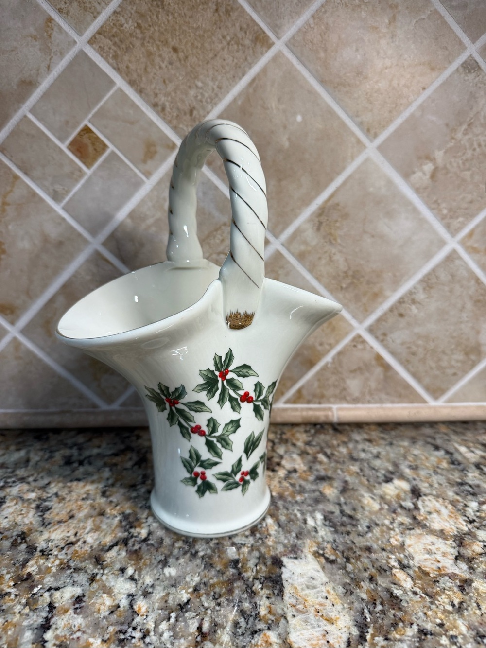 Living Quarters Christmas Porcelain Holly Berry Basket Vase 9” Gold Trim